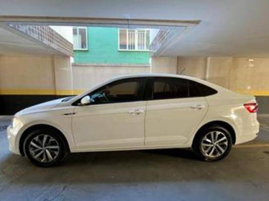 VOLKSWAGEN VIRTUS 1.0 200 TSI HIGHLINE AUTOMÁTICO